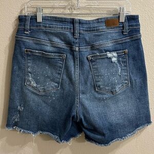 Judy Blue Denim Shorts Size XL Stretchy Blue Jean Distressed Raw Hem Cut Off